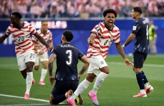 Bàn phản lưới đầu tiên của World Cup 2026 ở đúng trận ra quân của Mỹ