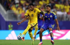 Kiên cường cầm hòa Ecuador, Curacao có điểm số World Cup lịch sử