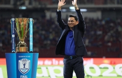 CHÍNH THỨC: AFF lấy cúp vô địch AFF Cup từ Thái Lan sang Việt Nam