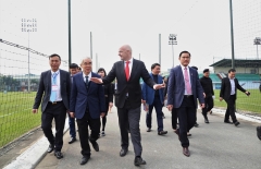 NÓNG: Chủ tịch FIFA đã đến Việt Nam, sẵn sàng dự khán chung kết AFF Cup