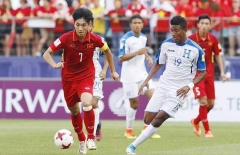 Đội trưởng U20 Việt Nam từng dự World Cup bất ngờ lên Facebook xin việc