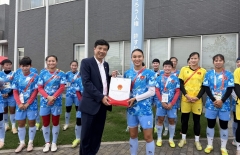 ĐT nữ Việt Nam nhận doping tinh thần trước đại chiến với Thái Lan ở ASIAD