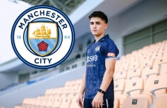 NÓNG: Sao Việt kiều lò Man City không ngừng ghi bàn tại V-League
