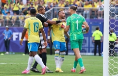 Hé lộ màn khẩu chiến giữa Neymar và thủ môn Na Uy trước quả penalty