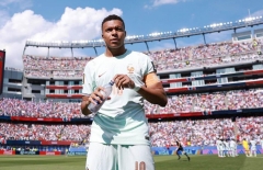 Vì sao Mbappe vẫn xứng đáng làm thủ quân dù chỉ trích Deschamps?