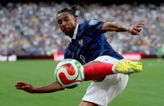 Michael Olise phá kỷ lục World Cup của Vua bóng đá Pele