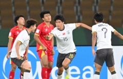 Cầu thủ Trung Quốc: 'Hậu vệ U23 Việt Nam không thể ngăn tôi ghi bàn'