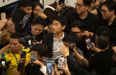 Đình Bắc gây sốt