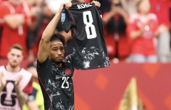 Khoảnh khắc khiến cả Canada xúc động: Les Rouges đi vào lịch sử World Cup