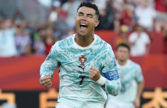 Ronaldo nói gì khi thực hiện quả phạt đền trước Croatia?