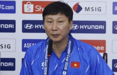 HLV Kim Sang-sik hé lộ lý do bất ngờ khiến ĐT Việt Nam hòa Singapore