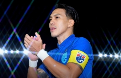Cựu tiền đạo Thái Lan lên tiếng khi đội nhà hụt cúp, tiết lộ điều bất ngờ