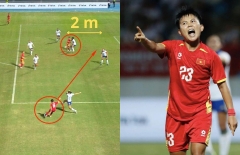 Bóng đá nữ SEA Games 33: Bích Thùy đứng thấp hơn 2 mét vẫn bị bắt việt vị