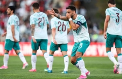ĐT Bồ Đào Nha khởi động World Cup bằng chiến thắng đầy sóng gió
