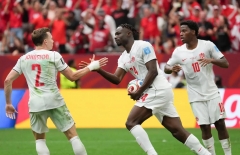 CHÍNH THỨC: Chủ nhà World Cup phải đá trên sân khách