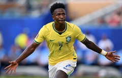 Neymar tái xuất, Vinicius bùng nổ đưa Brazil vào vòng knock-out