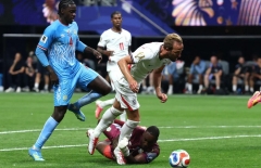 VAR gây bão sau màn ngược dòng của tuyển Anh trước Congo