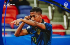 Siêu phẩm phút bù giờ, Campuchia thắng trận đầu tiên tại FIFA ASEAN Cup
