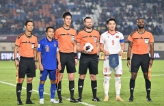 FIFA báo tin cực vui cho Thái Lan khi HLV Kim Sang-sik đứt mạch bất bại