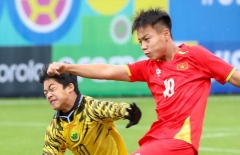 CĐV ĐNÁ phản ứng mạnh khi Việt Nam sút hỏng penalty, thua 3-4 ở World Cup