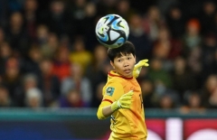 Thủ môn Kim Thanh không về Hà Nội cùng thầy trò HLV Mai Đức Chung