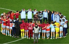 Xác định đội bóng đầu tiên vào tứ kết World Cup