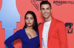 Bê bối nội bộ, bạn gái Ronaldo thẳng thừng mắng bạn gái Joao Neves
