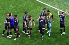 Argentina chỉ còn cách cột mốc lịch sử một trận thắng