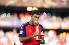 Rodri phải phẫu thuật ngay sau chức vô địch World Cup