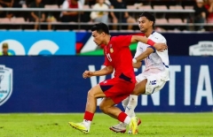 Nghi án bán độ AFF Cup 2026: Tuyển thủ Lào gây sốc với 2 pha phản lưới liên tiếp