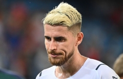 Jorginho sút hỏng penalty, Italia ngậm ngùi chia điểm với Thụy Sĩ