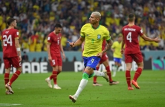 Trực tiếp Brazil vs Thụy Sĩ: Richarlison ra sân, sao MU thế chỗ Neymar