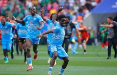 Quốc gia châu Phi cho cả nước nghỉ vì đội nhà giành vé đi World Cup