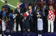 Huy chương World Cup bị lấy trộm ngay trong lễ trao giải?