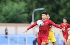 VIDEO: Hà Đức Chinh lập cú hat-trick trong ngày mở màn SEA Games