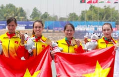 Thưởng nóng 4 cô gái Rowing dành HCV đầu tiên tại Asiad
