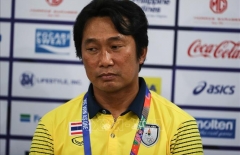 HLV Thái Lan không chọn ra nổi cầu thủ Việt Nam hay nhất