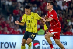 CĐV Malaysia đồng loạt gọi tên Việt Nam sau trận hòa Indonesia