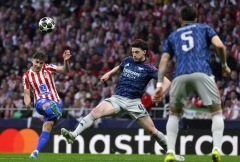 Trực tiếp Atletico Madrid 0-0 Arsenal: Atletico nhập cuộc tự tin