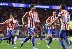 Trực tiếp Atletico Madrid 1-1 Arsenal: Atletico liên tiếp tấn công