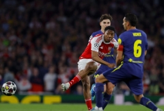 Trực tiếp Arsenal 0-0 Atletico Madrid: Đôi công rực lửa từ đầu
