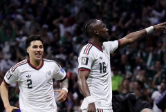 Trực tiếp CH Séc 0-2 Mexico: Séc gặp nguy