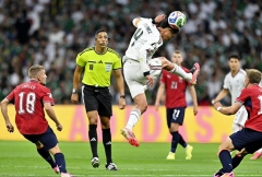 Trực tiếp CH Séc 0-0 Mexico: Séc cố tấn công