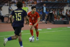 Trực tiếp Việt Nam 0-0 Campuchia: Việt Nam nhanh chóng ép sân!