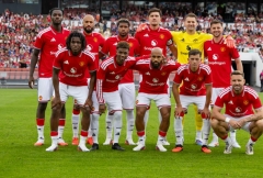Trực tiếp PSG 1-0 Manchester United: MU tấn công tìm bàn