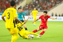 Trực tiếp Việt Nam 0-0 Malaysia: Việt Nam bỏ lỡ đáng tiếc