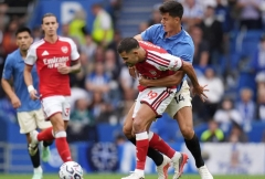Trực tiếp Brighton 1-0 Arsenal: Siêu phẩm mở tỷ số