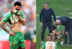 Antony bật khóc nức nở ngay trên sân