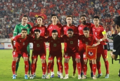 CĐV ĐNÁ đồng loạt phản ứng khi ĐT Việt Nam lập siêu kỳ tích