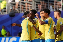 CĐV Brazil đồng loạt chỉ trích 1 ngôi sao sau khi suýt thua Morocco